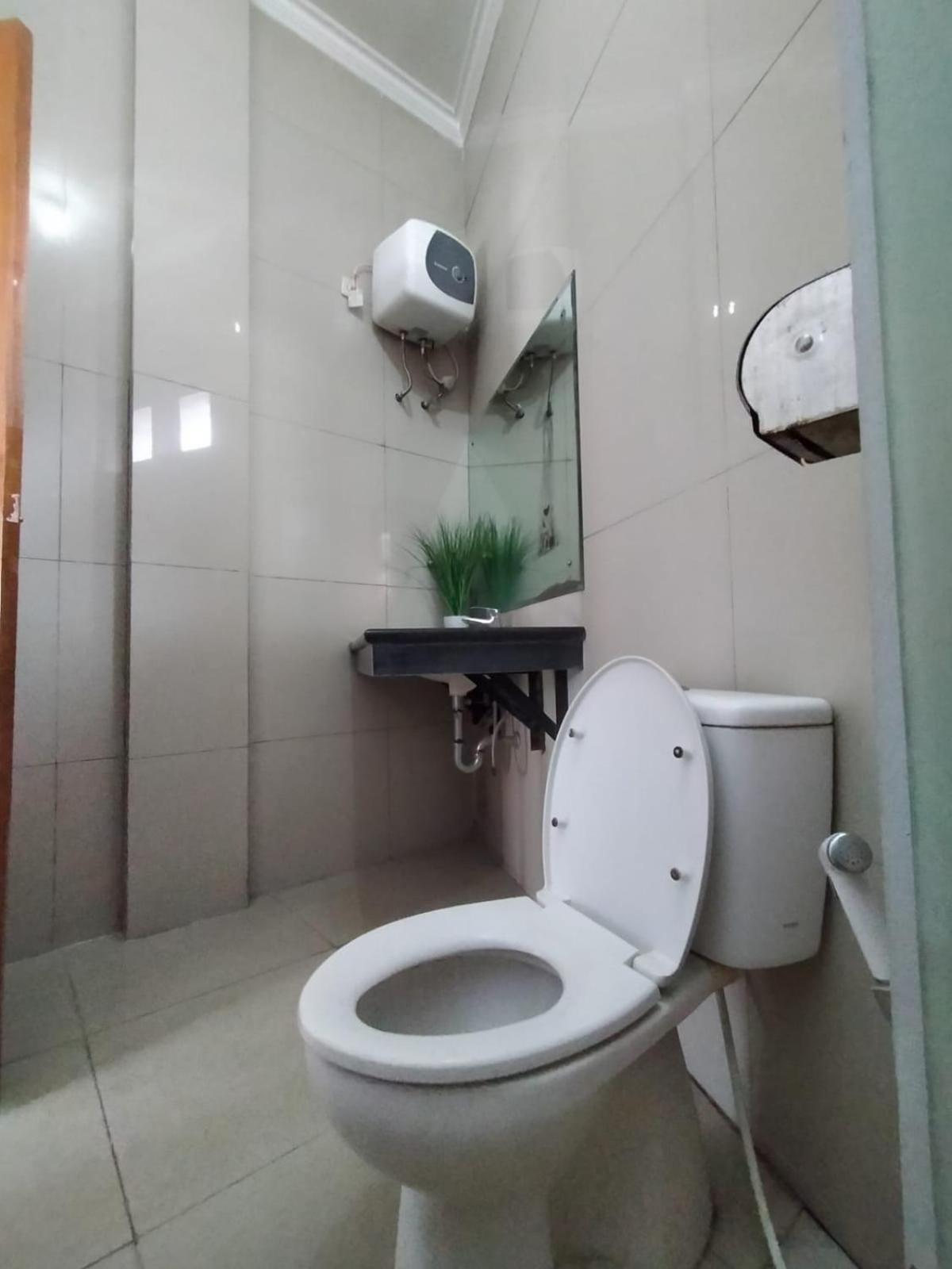 Hotel Asri Baru Purwokerto Eksteriør bilde